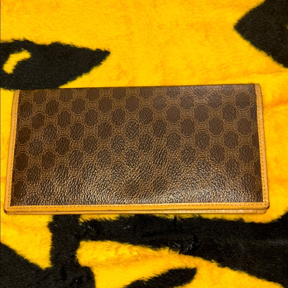 EUC Vintage Celine Paris Tan Leather Wallet